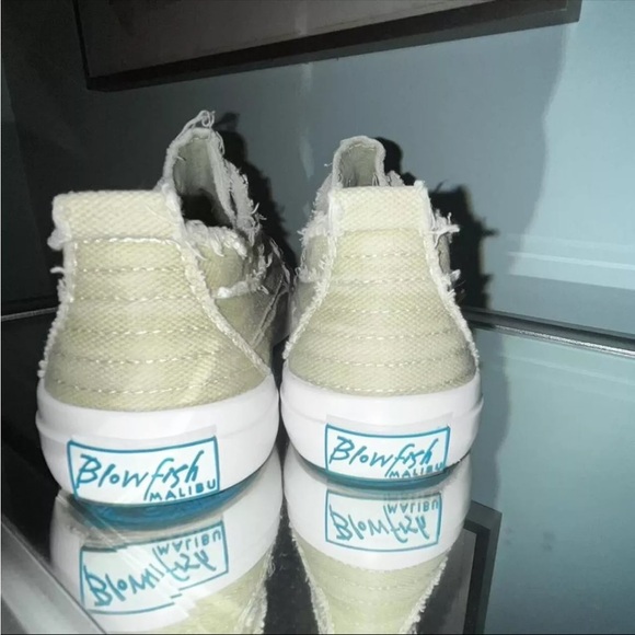 Sold - Picture 3 of 6